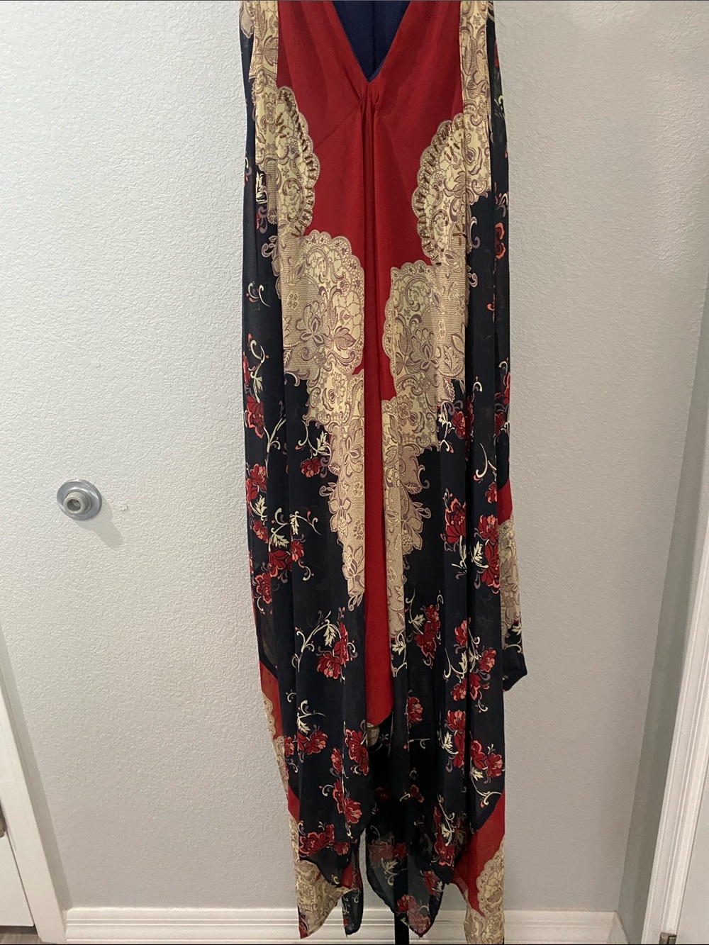 gimmicks by BKE Red, Navy & Cream Floral Maxi Dress - Picture 8 of 11